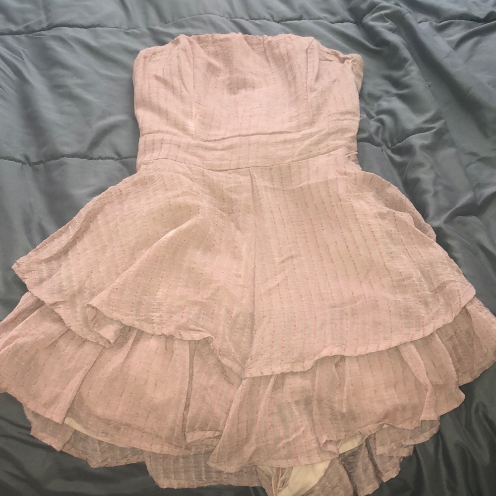 Light pink sleeveless romper